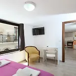 Casa Fresta ベッド・アンド・ブレックファスト タオルミーナ