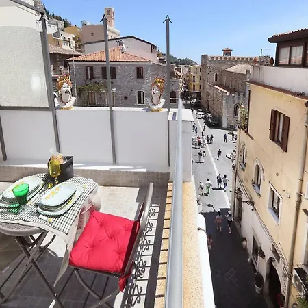 Alojamento de Acomodação e Pequeno-almoço Casa Fresta Taormina