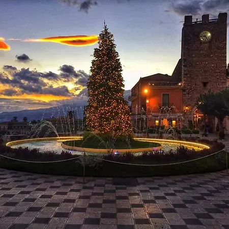 Alojamento de Acomodação e Pequeno-almoço Casa Fresta Taormina