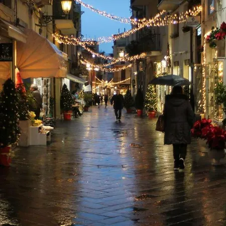 Alojamento de Acomodação e Pequeno-almoço Casa Fresta Taormina
