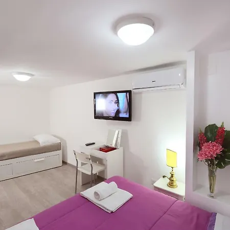 فندق مبيت وإفطار Casa Fresta 3*