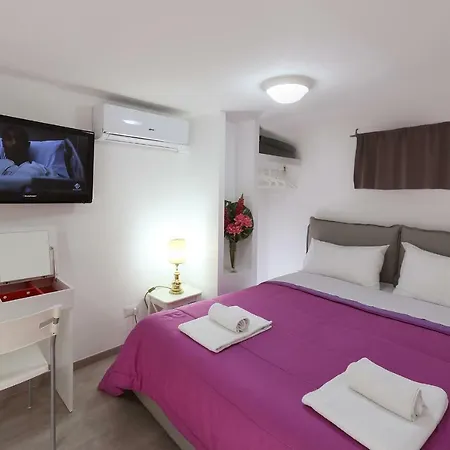 Casa Fresta تاورمينا